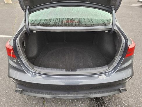 Used 2023 Kia Forte LXS image 11