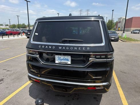 Used 2023 Jeep Grand Wagoneer Series II AWD/4WD image 5