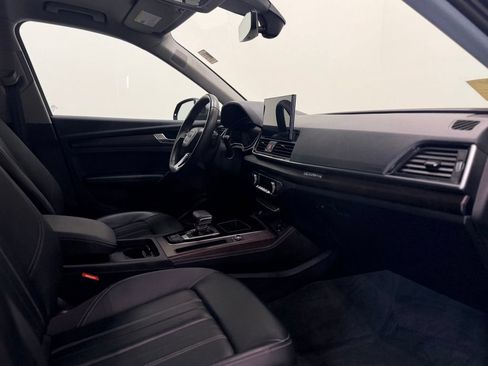 Used 2023 Audi Q5 2.0T Premium Plus w/ Premium Plus Package AWD/4WD image 18
