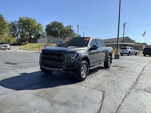 Used 2017 Ford F150 Raptor w/ Equipment Group 802A Luxury AWD/4WD image 40