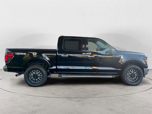 Used 2024 Ford F150 XLT w/ Tow/Haul Package image 6
