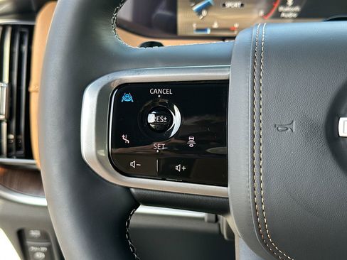 Certified 2026 Nissan Armada Platinum Reserve image 31