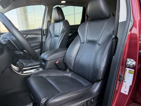 Used 2020 Subaru Ascent Limited w/ Popular Package #2A image 11