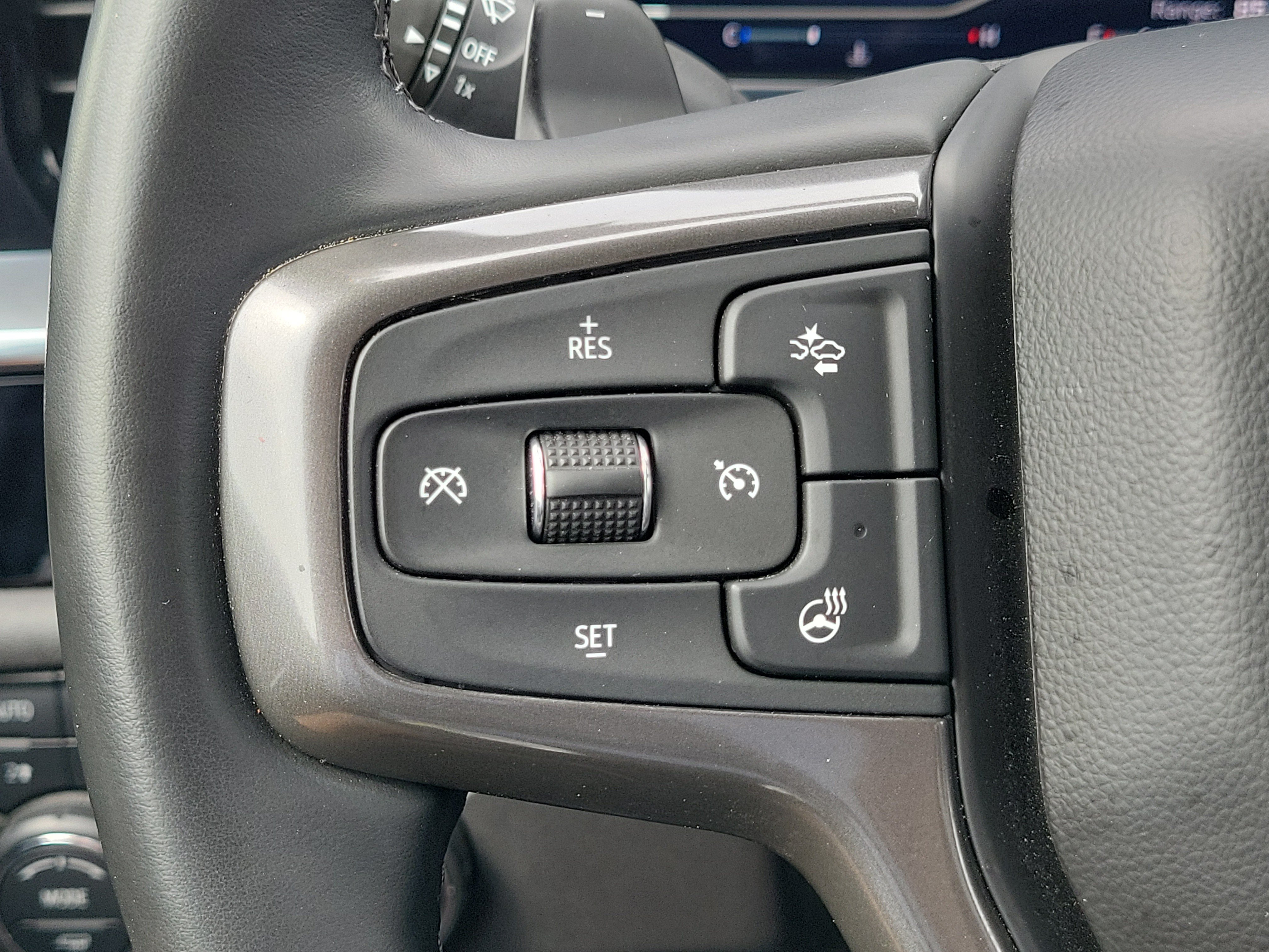 Used 2024 Chevrolet Silverado 1500 High Country AWD/4WD image 24