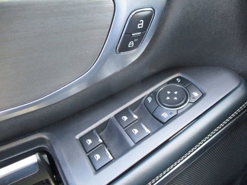 Used 2025 Ford Expedition Max Platinum AWD/4WD image 38