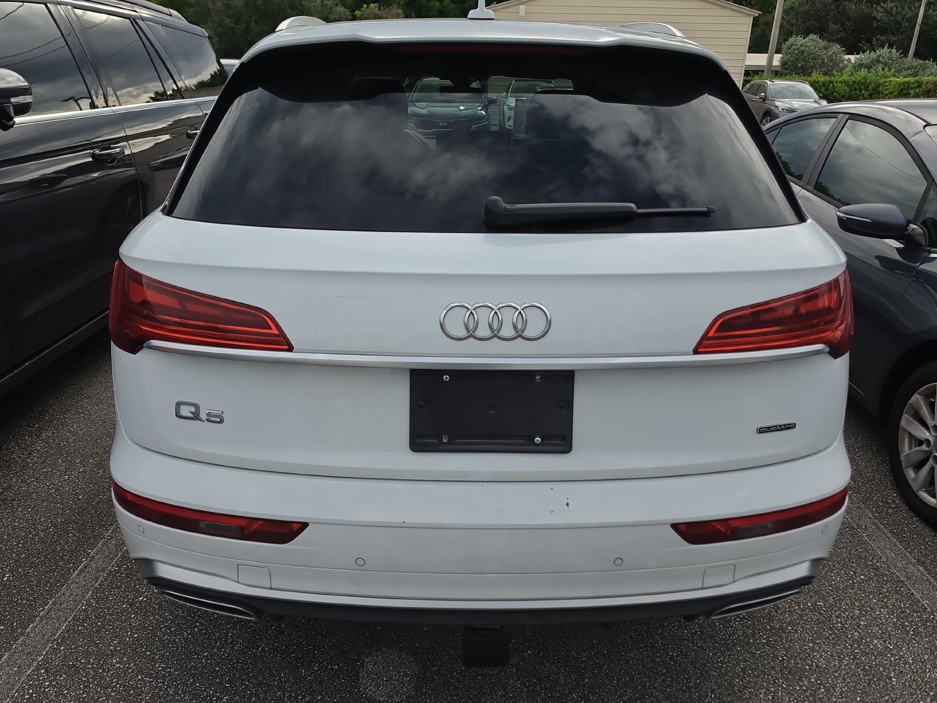 Used 2023 Audi Q5 2.0T Premium Plus w/ Premium Plus Package AWD/4WD image 5