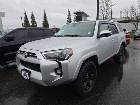 Used 2021 Toyota 4Runner SR5 Premium image 7