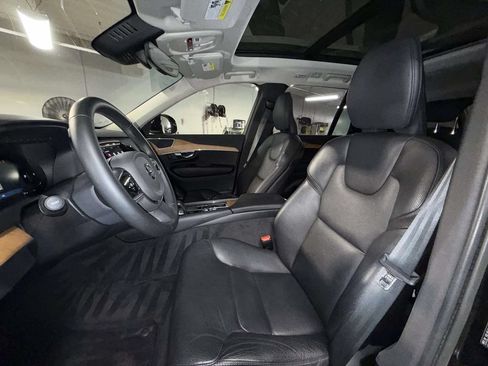 Used 2023 Volvo XC90 B6 Plus w/ Protection Package Premier AWD/4WD image 2