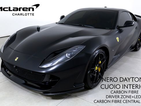 Used 2018 Ferrari 812 Superfast RWD image 1