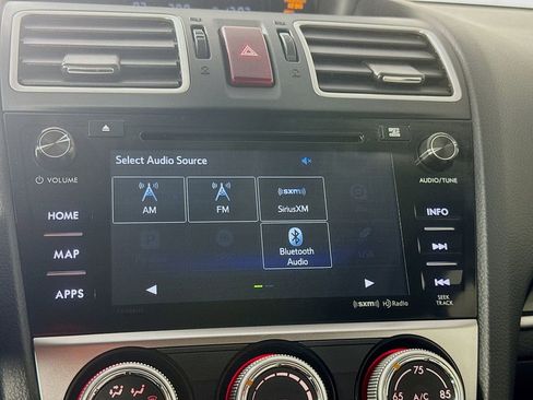 Used 2017 Subaru Crosstrek 2.0i Limited AWD/4WD image 17