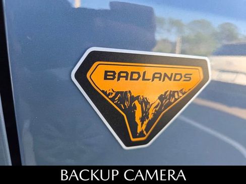 Used 2024 Ford Bronco Badlands image 6