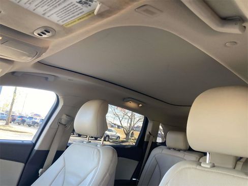 Used 2019 Lincoln Nautilus Reserve image 13