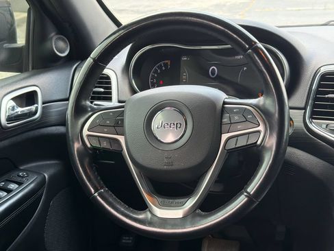 Used 2022 Jeep Grand Cherokee Laredo X RWD image 26