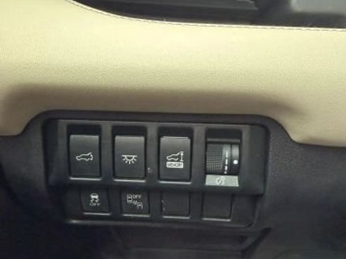 Used 2020 Subaru Ascent Limited w/ Technology Package AWD/4WD image 24