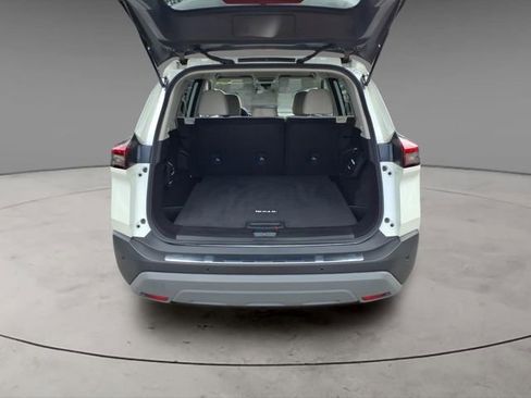 Certified 2023 Nissan Rogue SV AWD/4WD image 9
