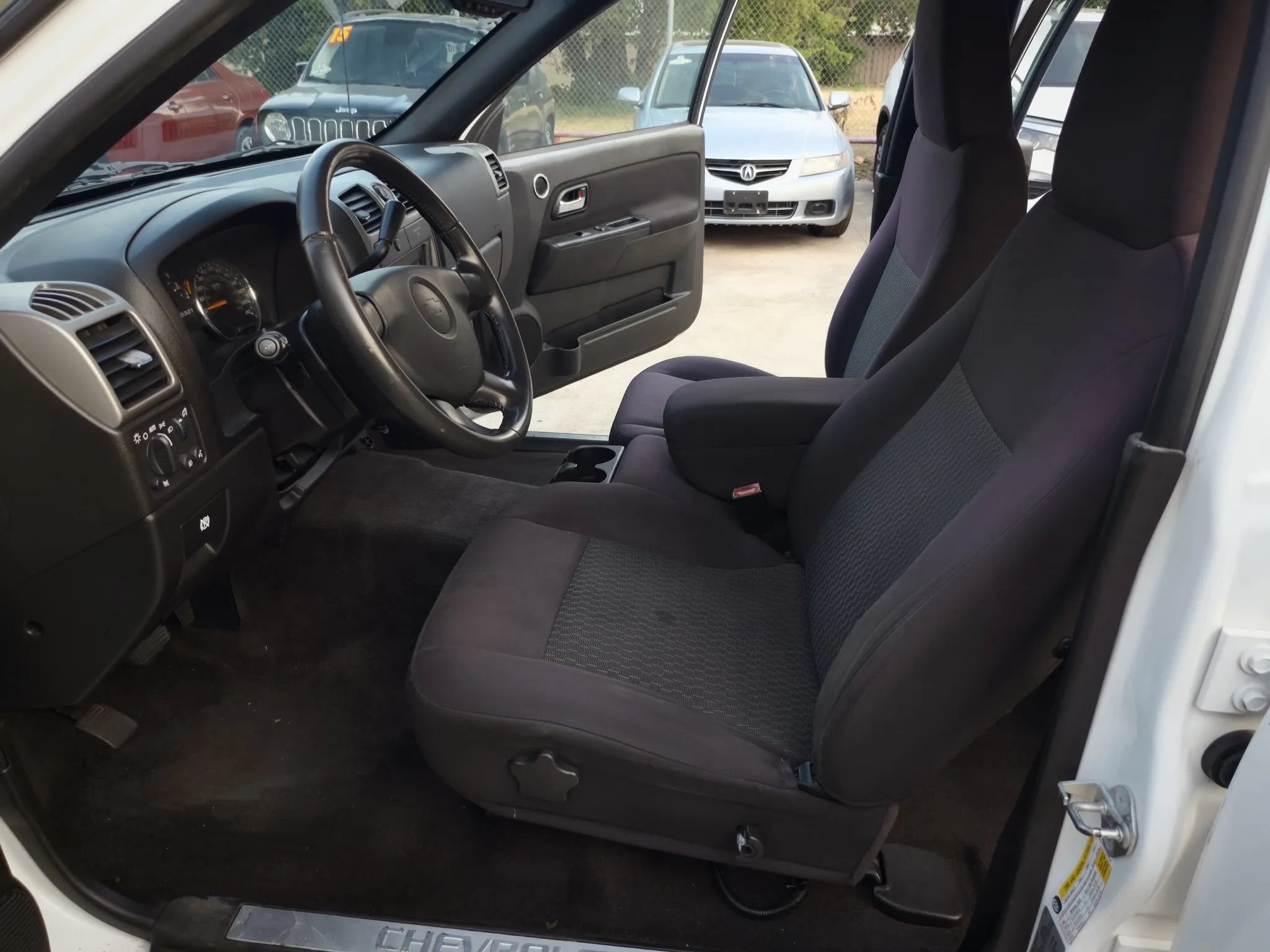 Used 2012 Chevrolet Colorado LT RWD image 23