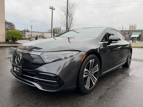 Used 2023 Mercedes-Benz EQS 450+ 4MATIC Sedan image 4