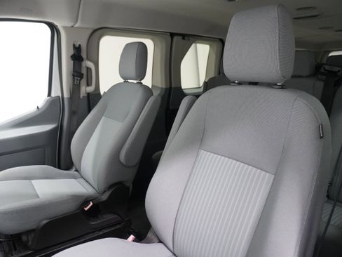 Used 2015 Ford Transit 350 XLT image 8