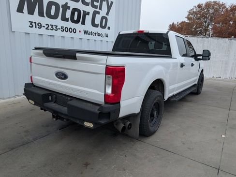 Used 2018 Ford F250 XL w/ Power Equipment Group image 14
