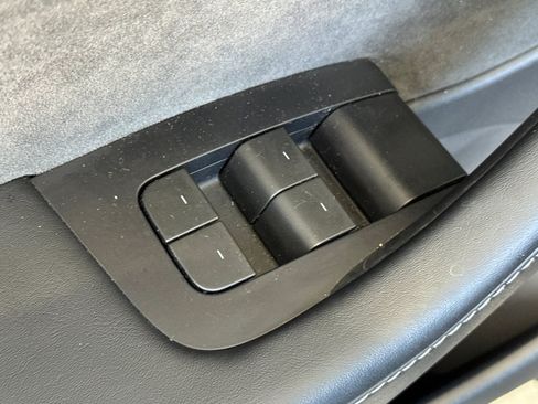 Used 2023 Tesla Model 3 Standard Range RWD image 13