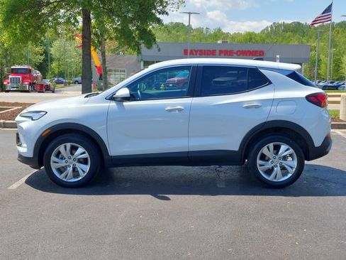 Used 2025 Buick Encore GX Preferred AWD/4WD image 10