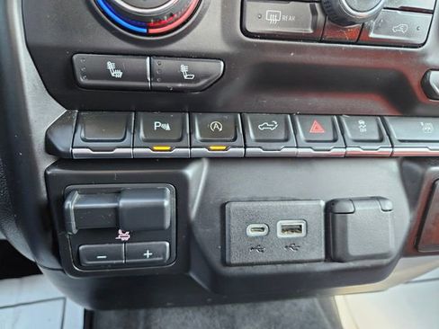 Used 2019 Chevrolet Silverado 1500 LT w/ Convenience Package image 28