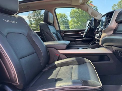 Used 2021 RAM 1500 Laramie AWD/4WD image 16