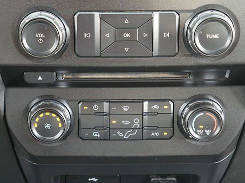 Used 2017 Ford F550 4x4 Crew Cab Super Duty image 20