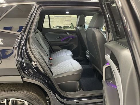 New 2026 Volkswagen Tiguan SEL R-Line AWD/4WD image 10