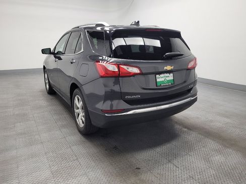 Used 2018 Chevrolet Equinox Premier FWD image 5