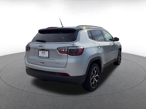 Used 2025 Jeep Compass Limited AWD/4WD image 12