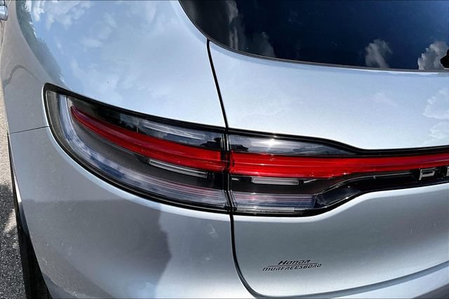 Used 2026 Porsche Macan AWD/4WD image 22