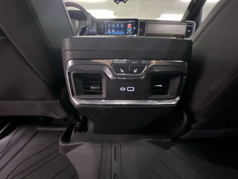 Certified 2025 Chevrolet Silverado 1500 High Country image 58