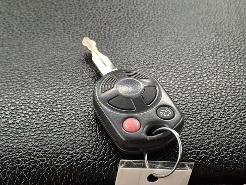 Used 2010 Ford Mustang GT image 20