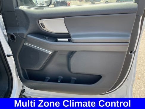 Used 2025 Ford Expedition Max Active AWD/4WD image 46
