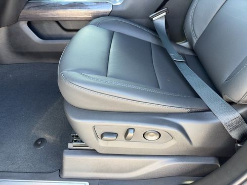 New 2026 Chevrolet Silverado 2500 LTZ w/ LTZ Convenience Package image 13