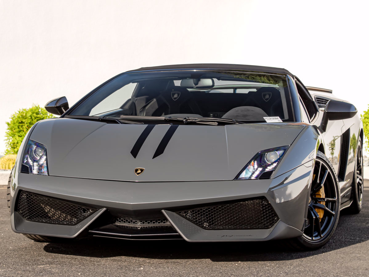 Used 2012 Lamborghini Gallardo LP 570-4 Performante AWD/4WD image 2