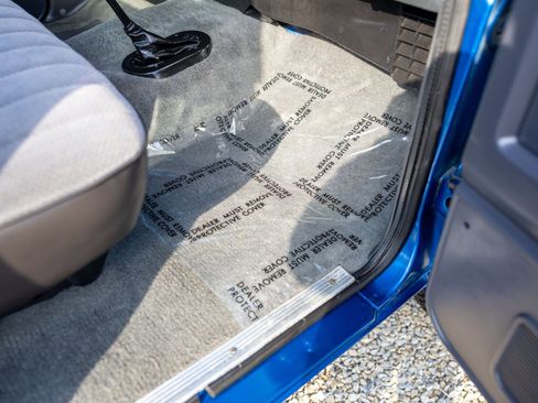 Used 1992 Dodge D/W Truck 250 image 38