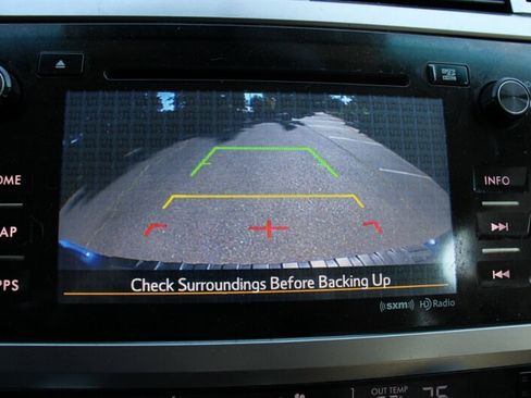 Used 2016 Subaru Outback 2.5i Premium AWD/4WD image 9