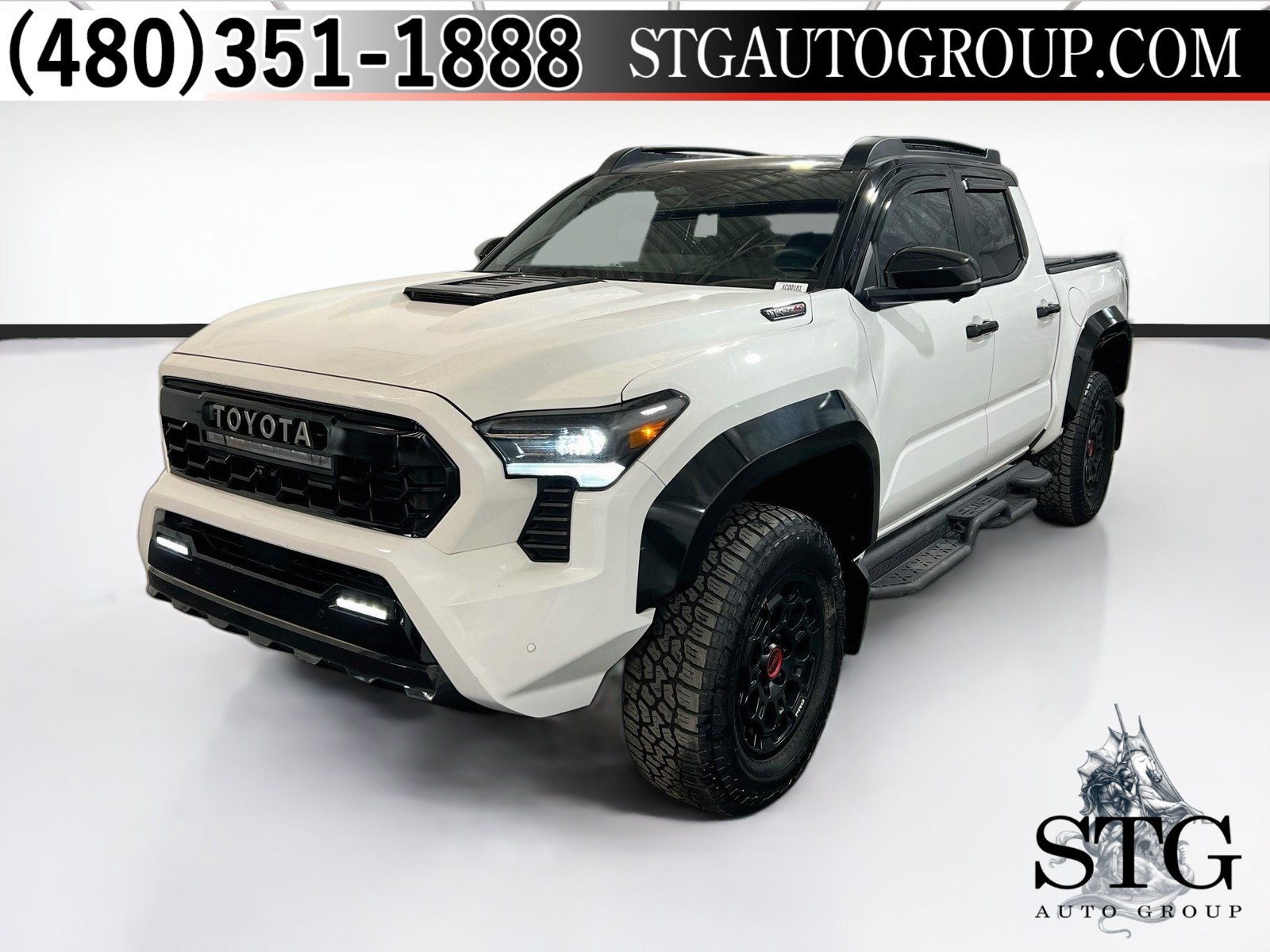 Used 2025 Toyota Tacoma TRD Pro AWD/4WD image 1