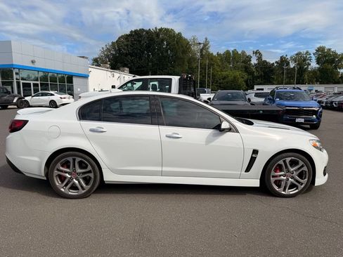 Used 2017 Chevrolet SS RWD image 10