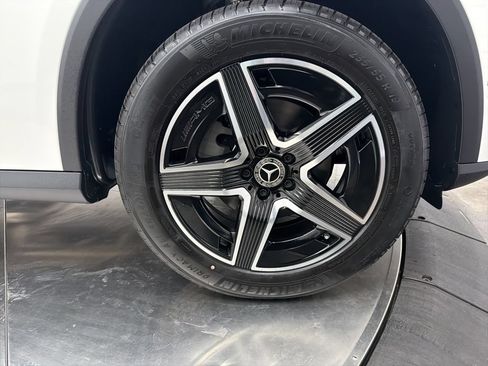 Certified 2026 Mercedes-Benz GLC 300 image 10