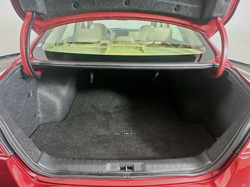 Used 2013 Nissan Altima 2.5 SL w/ 2.5 Moonroof Pkg FWD image 28