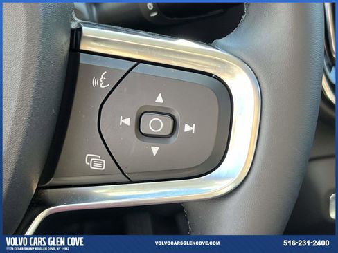 Used 2026 Volvo XC40 B5 Core w/ Climate Package image 22