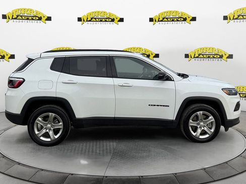 Used 2024 Jeep Compass Latitude image 7