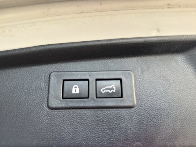 Used 2024 Subaru Outback Premium AWD/4WD image 13