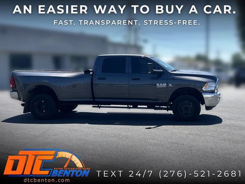 Used 2018 RAM 3500 Tradesman w/ Chrome Appearance Group AWD/4WD image 2