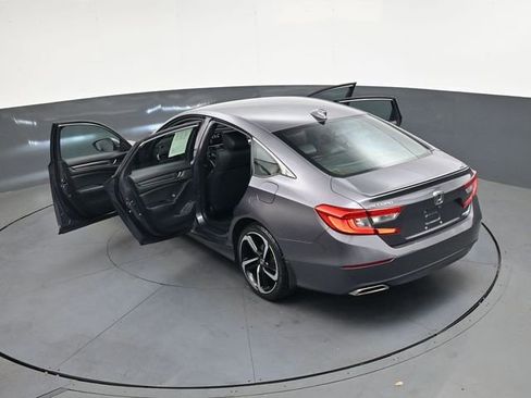 Used 2018 Honda Accord Sport image 38