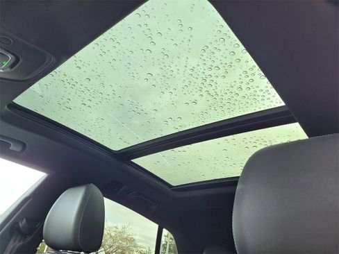 Used 2020 Audi Q8 Premium Plus image 21