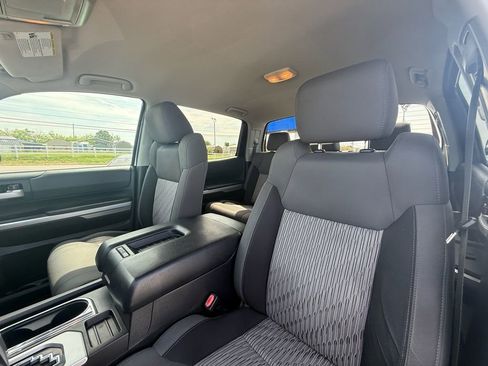 Used 2016 Toyota Tundra SR5 w/ SR5 Upgrade Package image 13